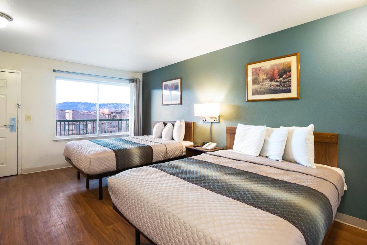 Hometowne Studios By Red Roof Colorado Springs - Airport Екстер'єр фото